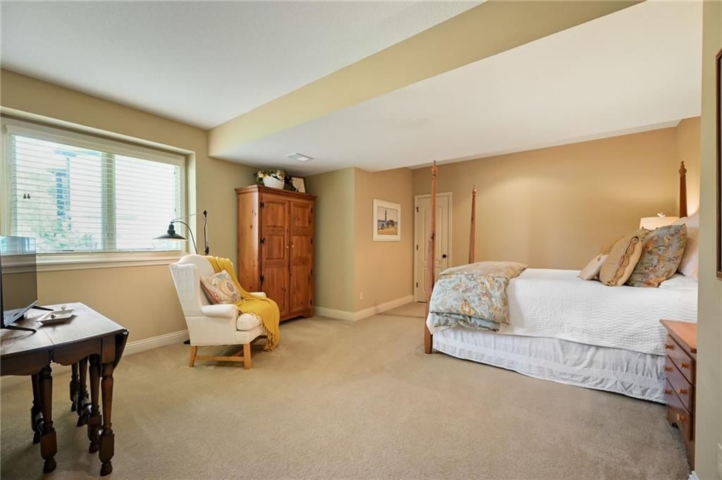 11130 W 146th Terrace — photo 32