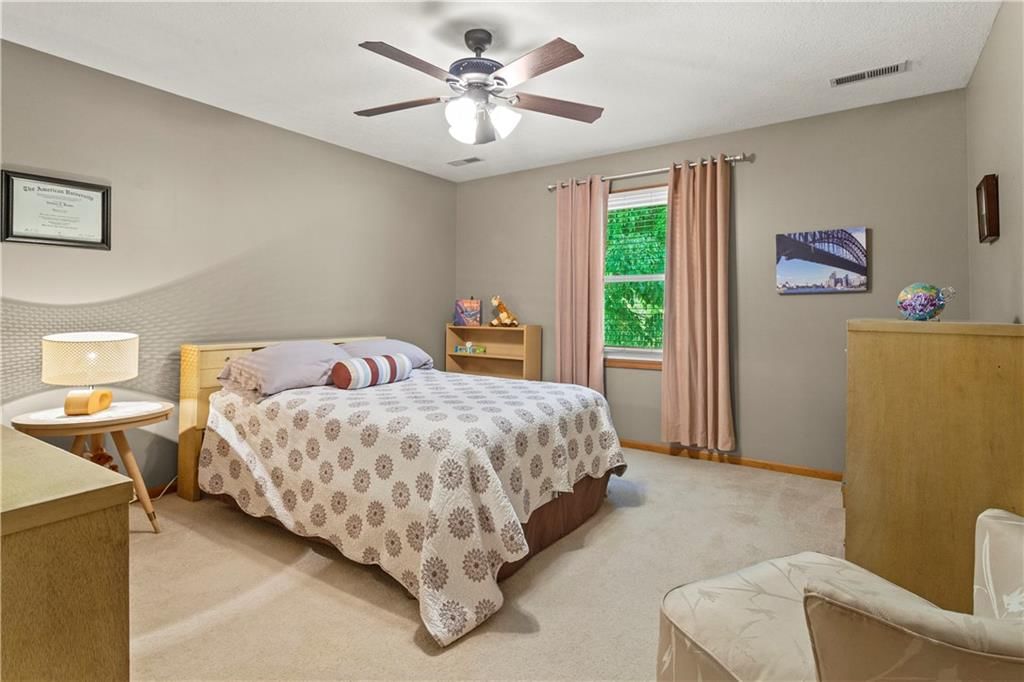 2413 SW Emerald Creek Place — photo 33