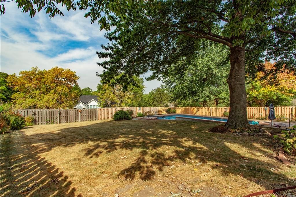 2413 SW Emerald Creek Place — photo 75