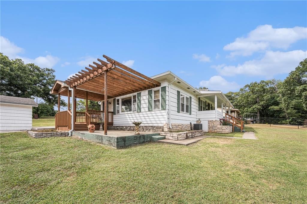 520 Linda Lane — photo 16