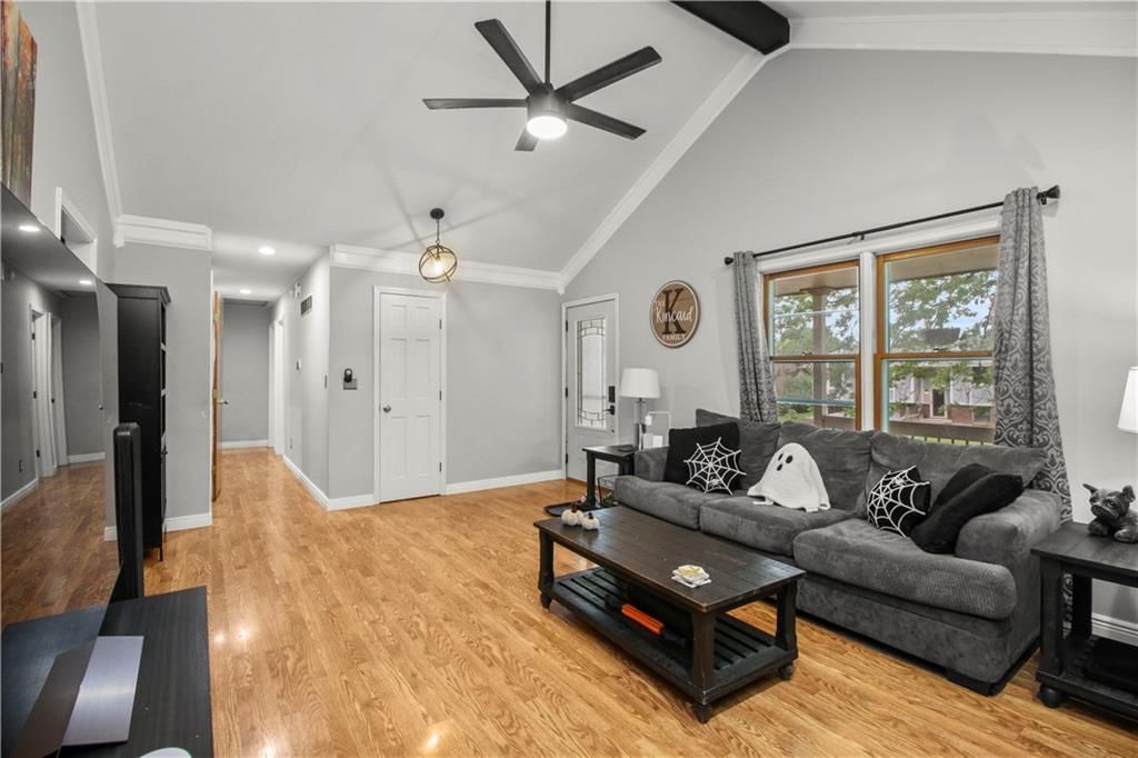 1819 SE 3rd Street — photo 6
