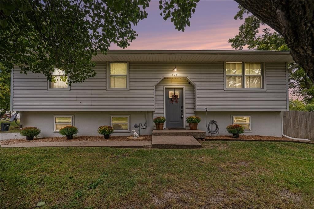 404 Clinton Street, Lathrop, MO