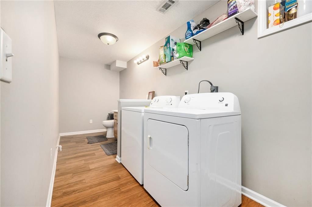 404 Clinton Street — photo 16