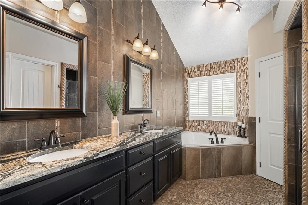 18533 Sycamore Court — photo 28