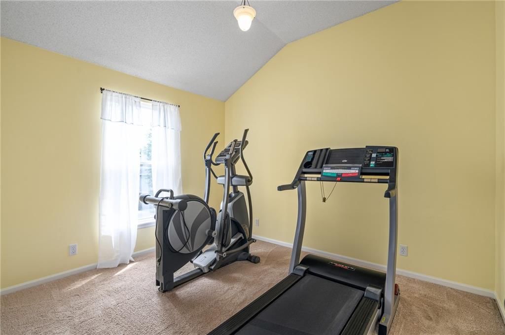 18533 Sycamore Court — photo 38