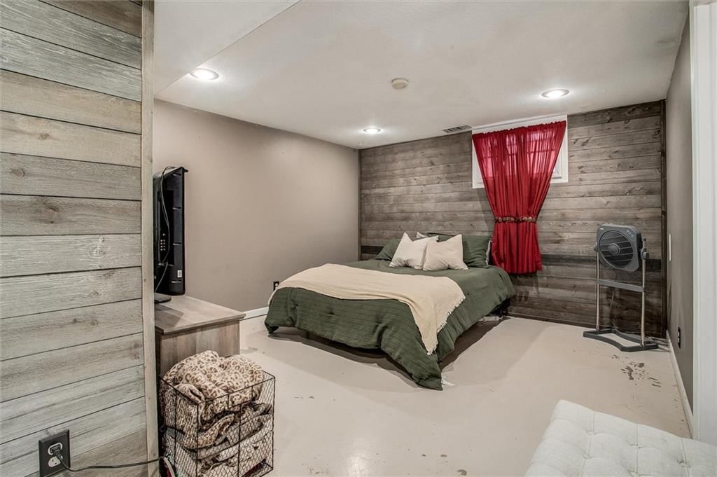 7928 Dearborn Drive — photo 18