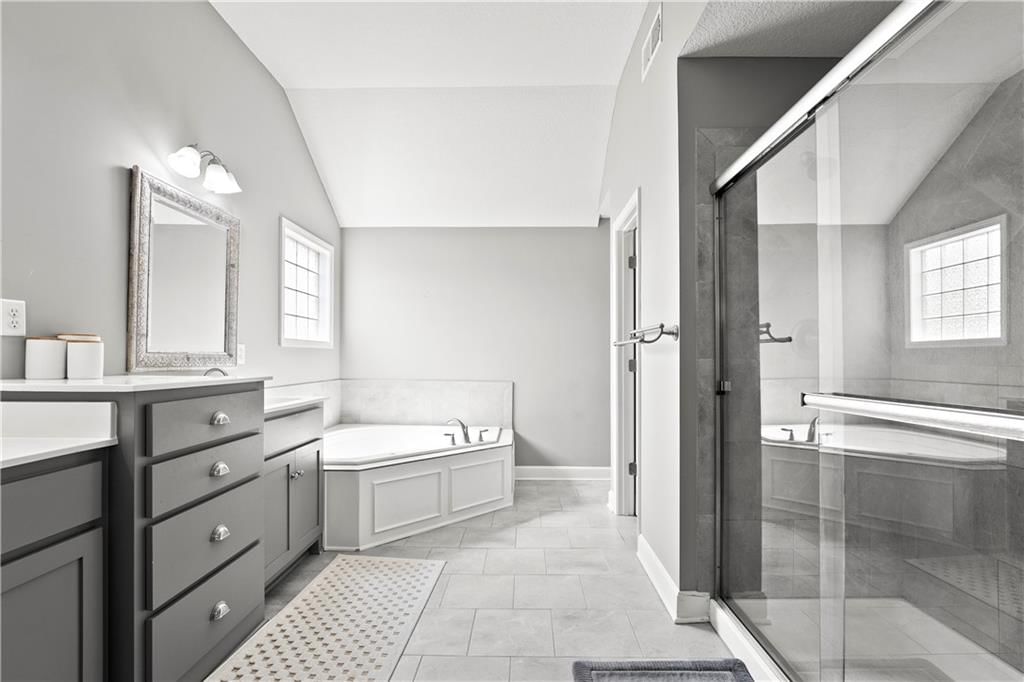 18419 Rock Creek Drive — photo 18