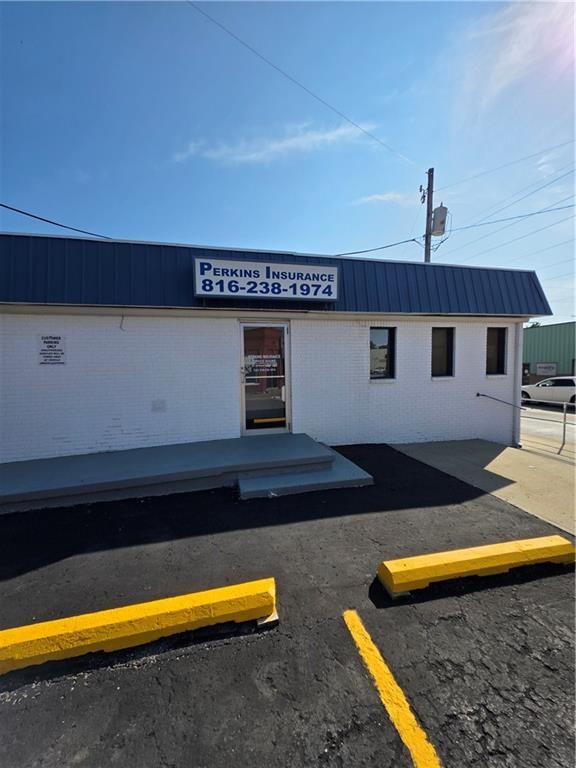 6303 King Hill Avenue, St Joseph