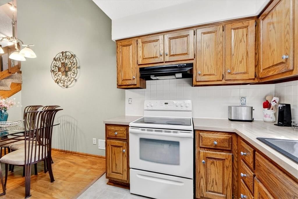 11928 W 66th Street — photo 11