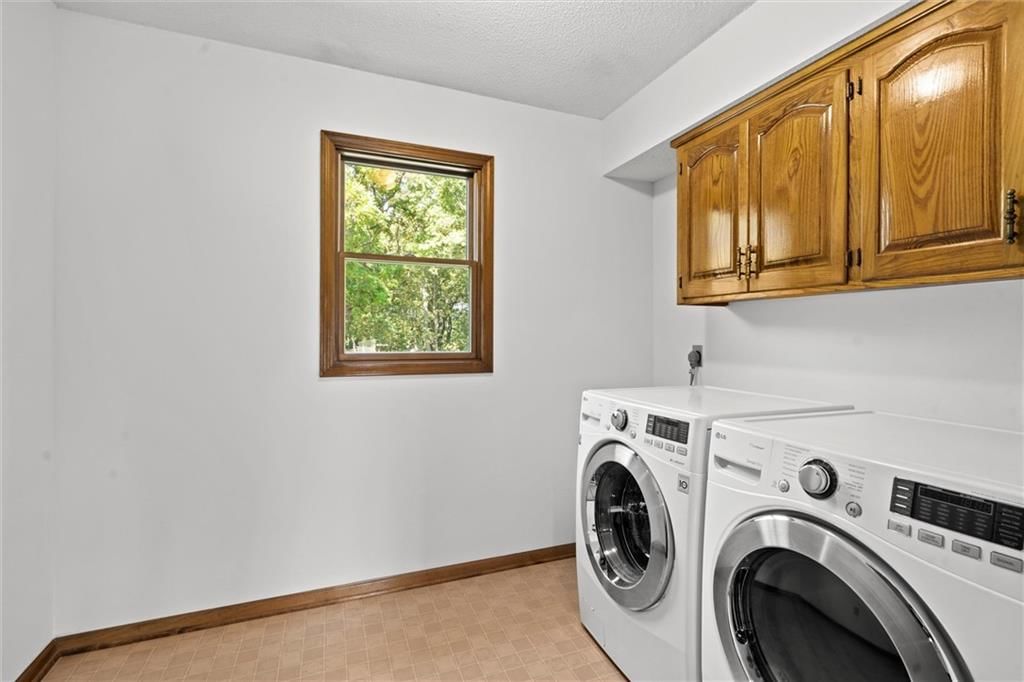11548 S Lennox Street — photo 32