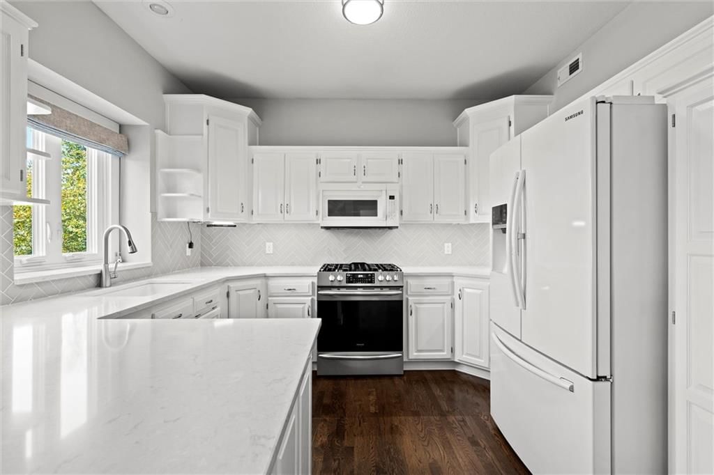 305 Tanner Drive — photo 13