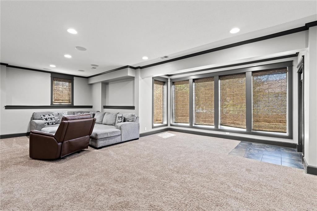 305 Tanner Drive — photo 31