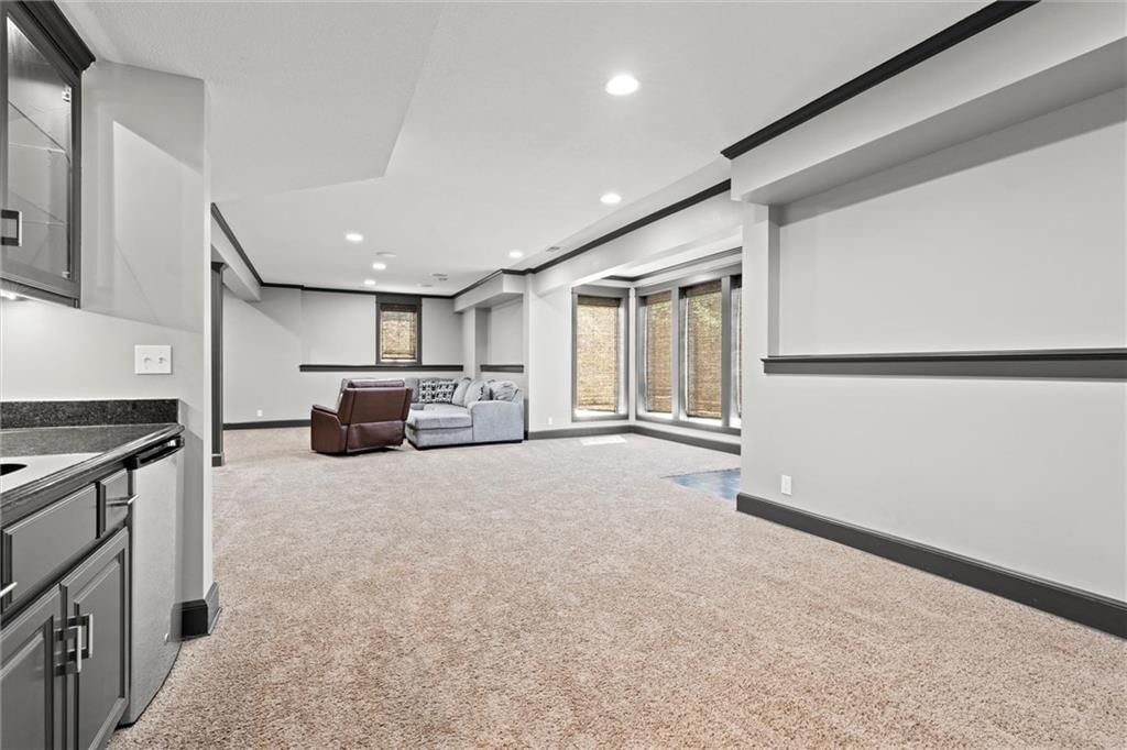 305 Tanner Drive — photo 34