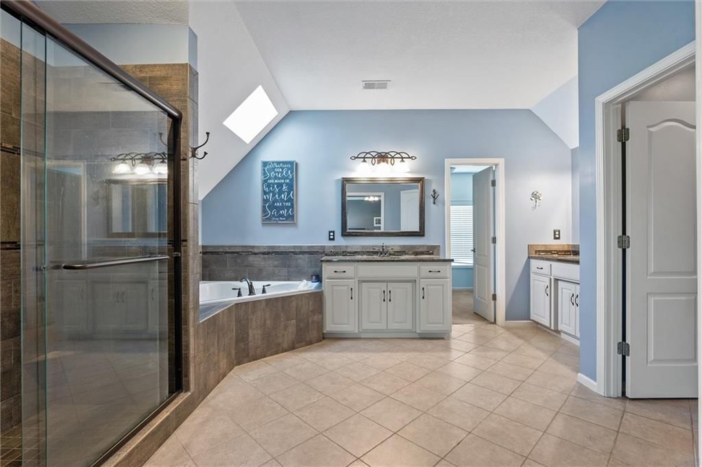 7502 W 145th Terrace — photo 24