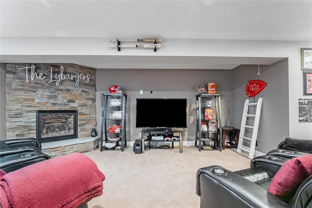 7502 W 145th Terrace — photo 35