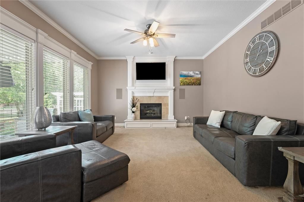 7502 W 145th Terrace — photo 5