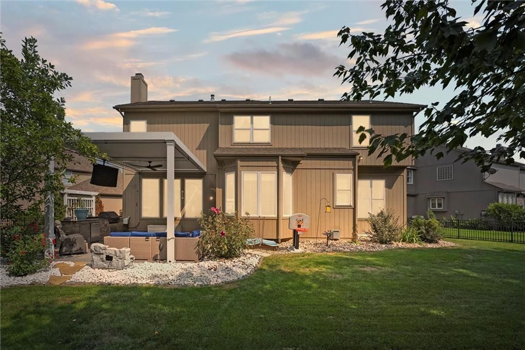 7502 W 145th Terrace — photo 47