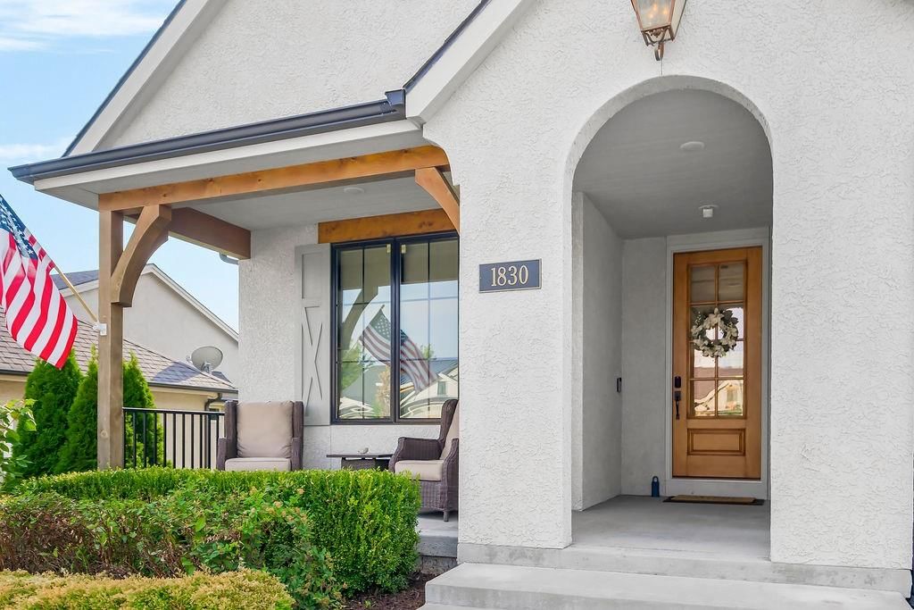 1830 Falcon Court — photo 4
