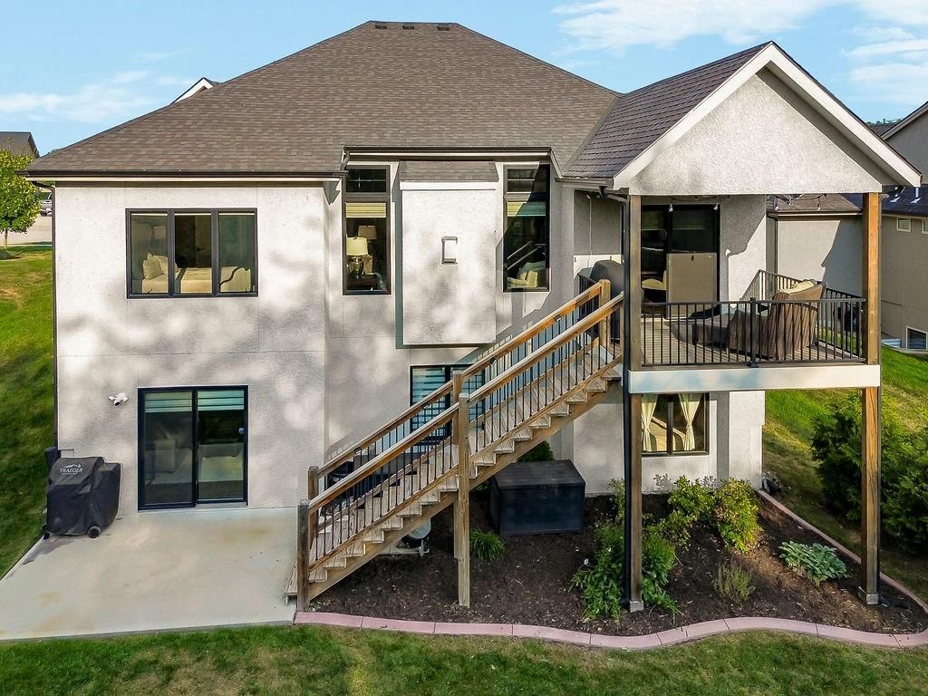 1830 Falcon Court — photo 32
