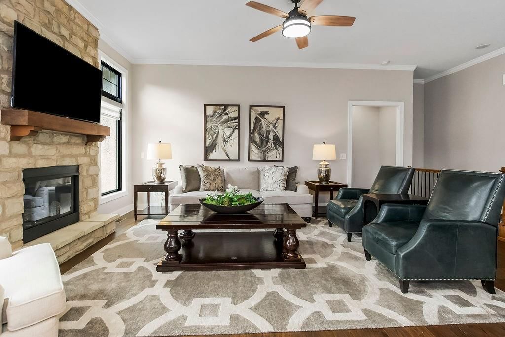 1830 Falcon Court — photo 7