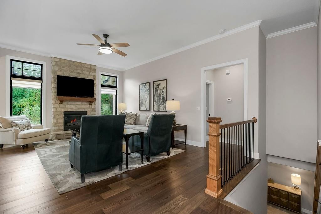 1830 Falcon Court — photo 8