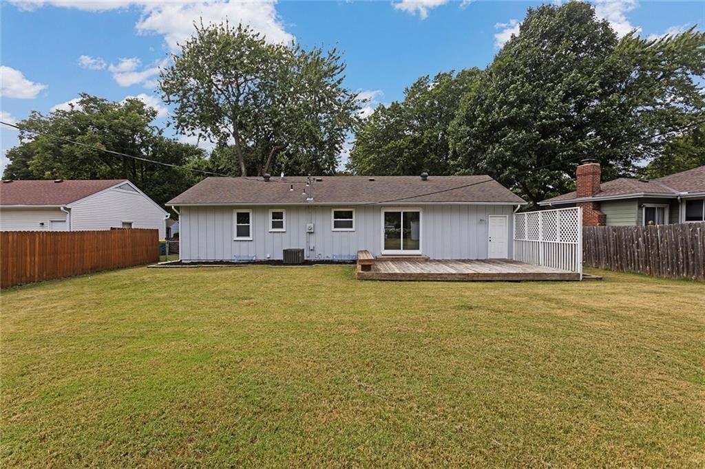 6707 Stearns Street — photo 24