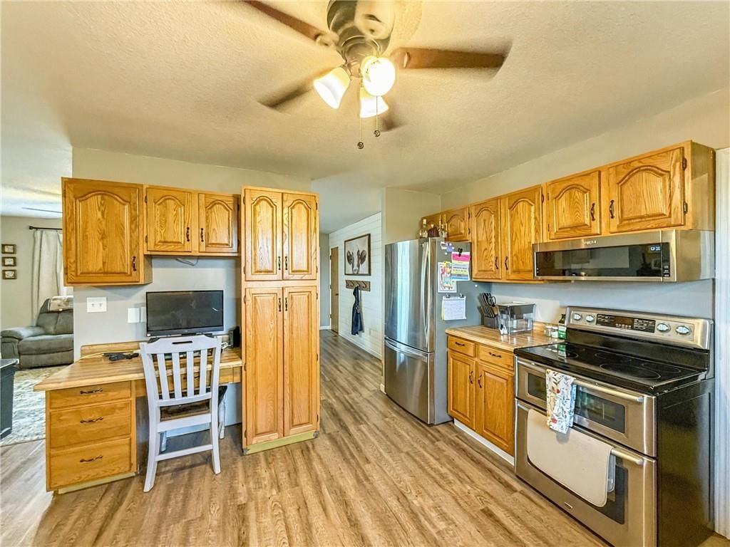 807 Main Street — photo 15