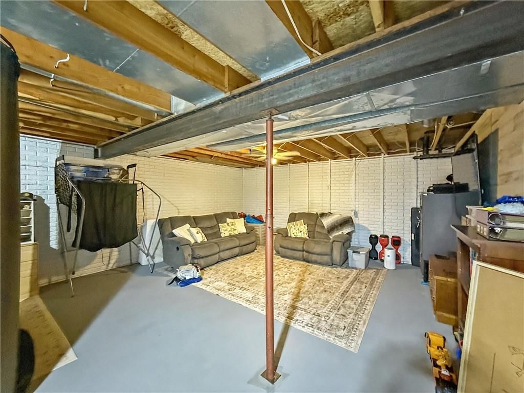 807 Main Street — photo 24