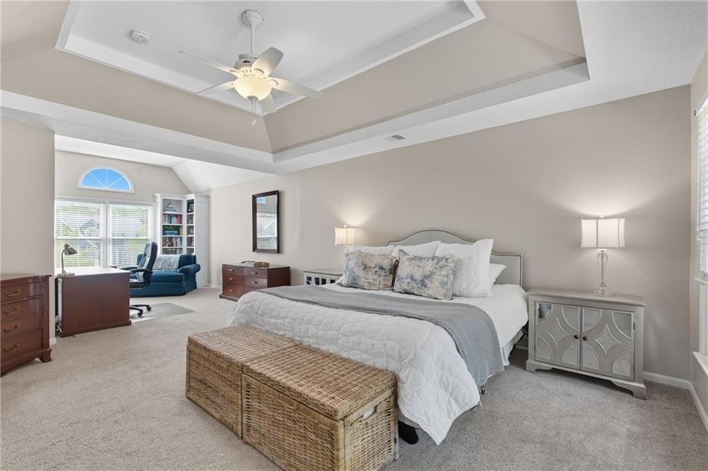 8002 W 131st Terrace — photo 35