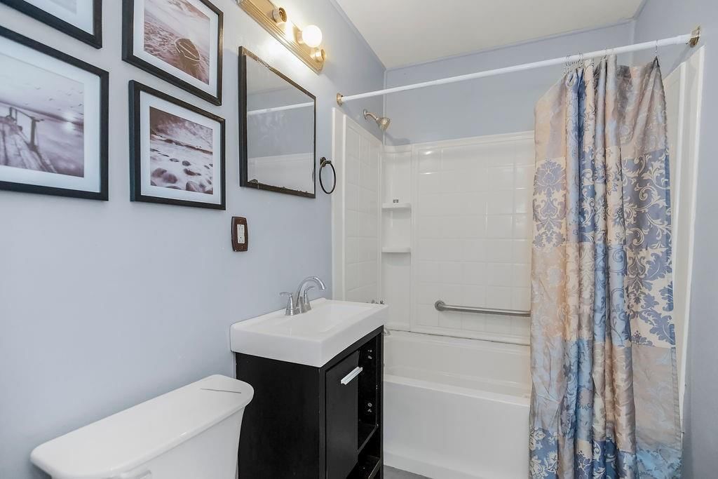 6038 Everett Avenue — photo 13