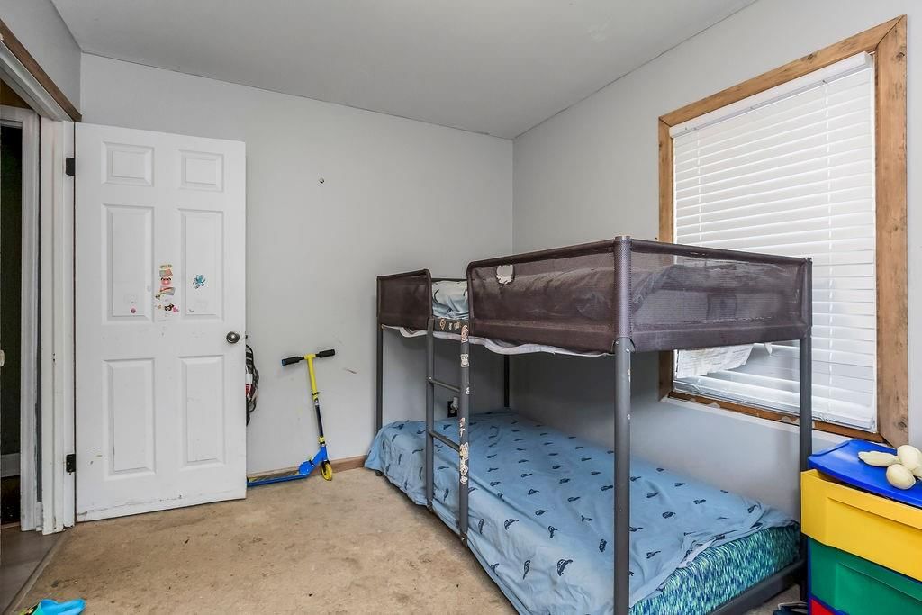 6038 Everett Avenue — photo 15