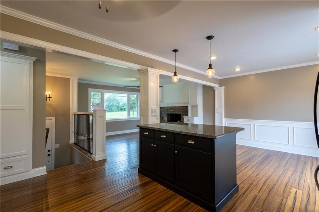 602 W Benton Street — photo 16