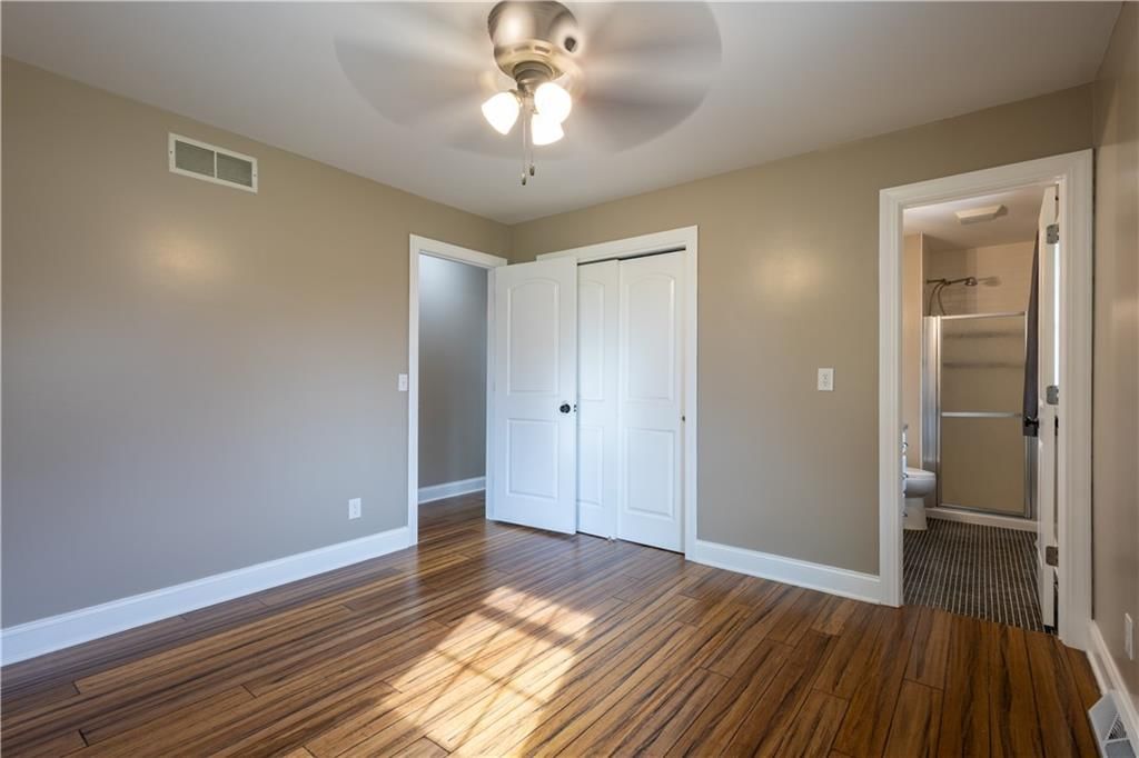 602 W Benton Street — photo 30