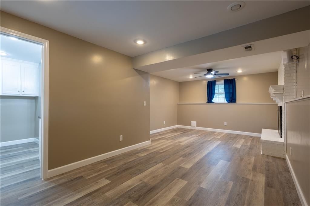 602 W Benton Street — photo 35