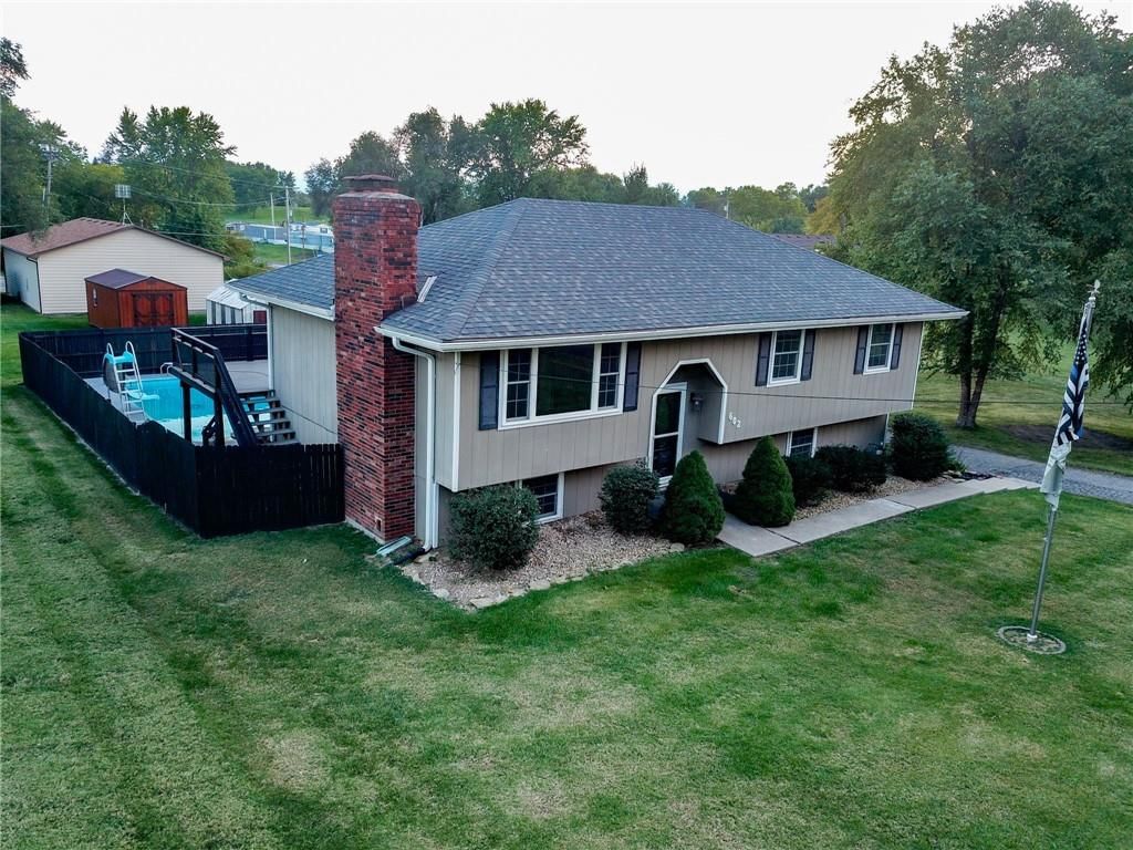 602 W Benton Street — photo 49