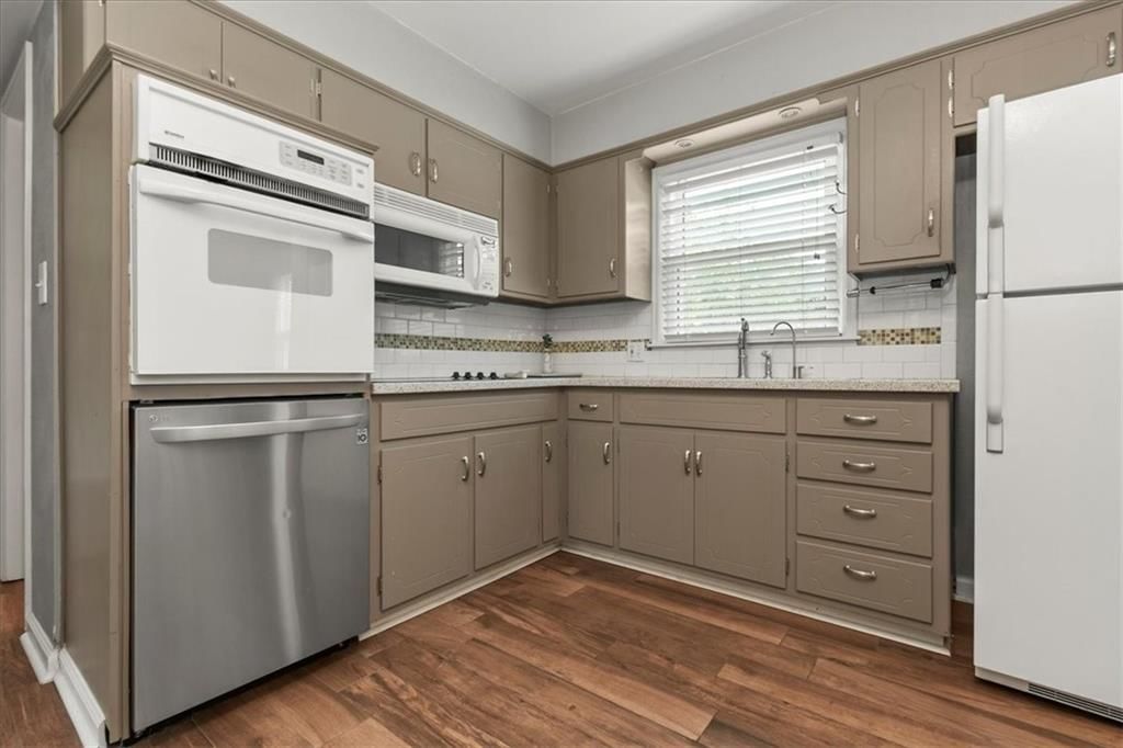 8902 W 97th Terrace — photo 14