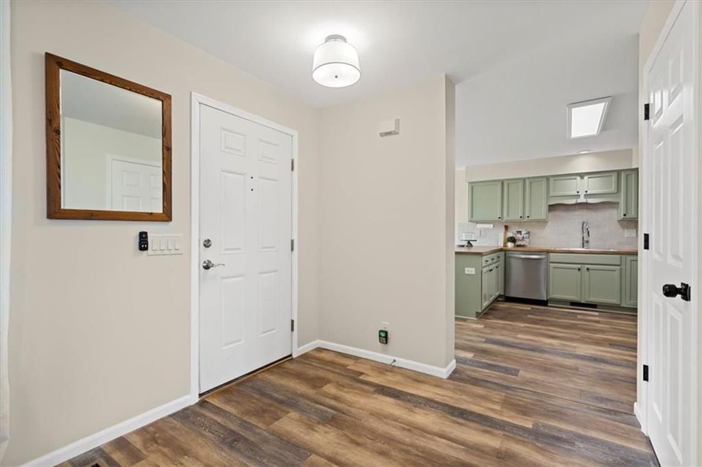 421 N Cleveland Street — photo 9