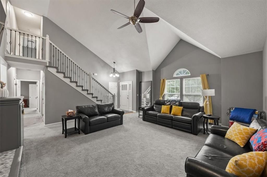 18365 S Meade Street — photo 4