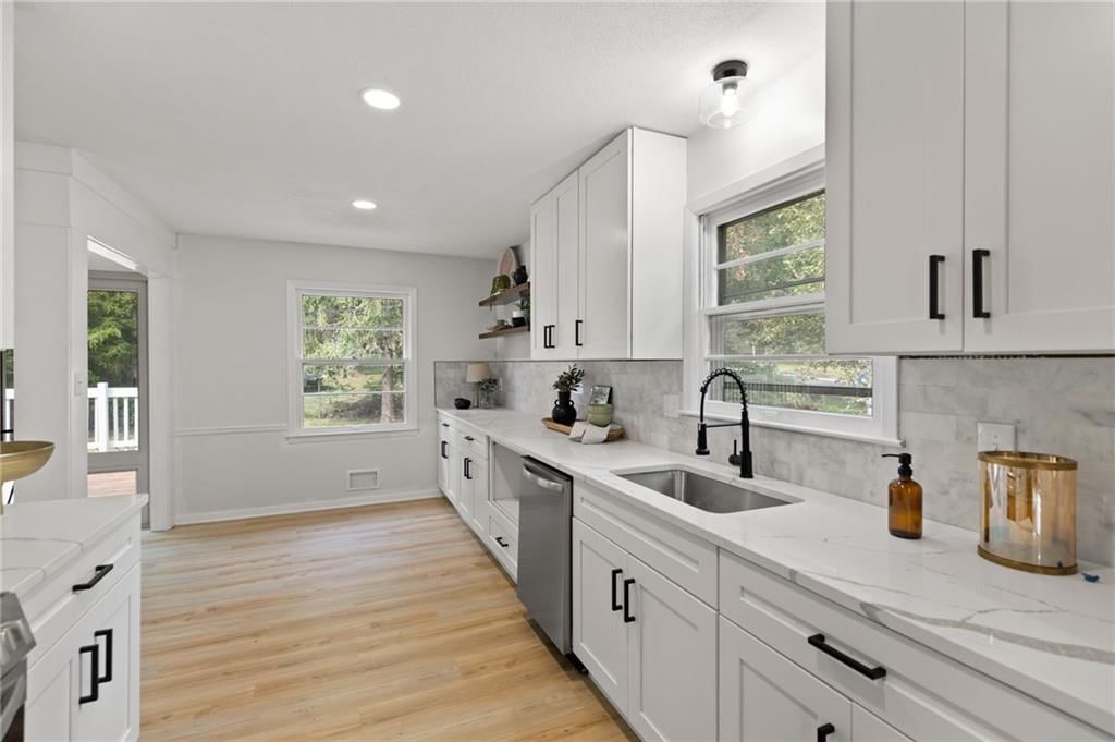 9008 Hadley Street — photo 16