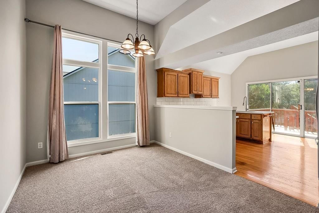 23523 W 54th Terrace — photo 11