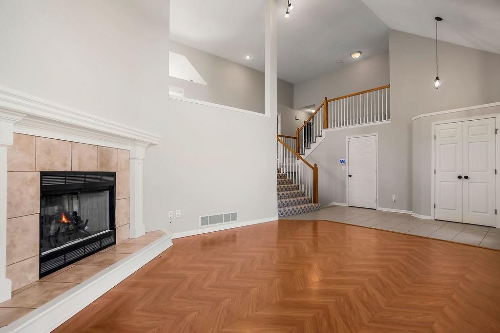 23523 W 54th Terrace — photo 5