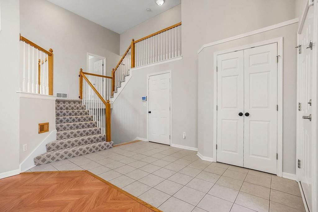 23523 W 54th Terrace — photo 6