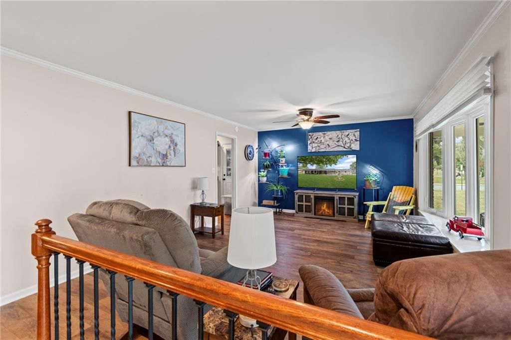 1002 N Jefferson Street — photo 11