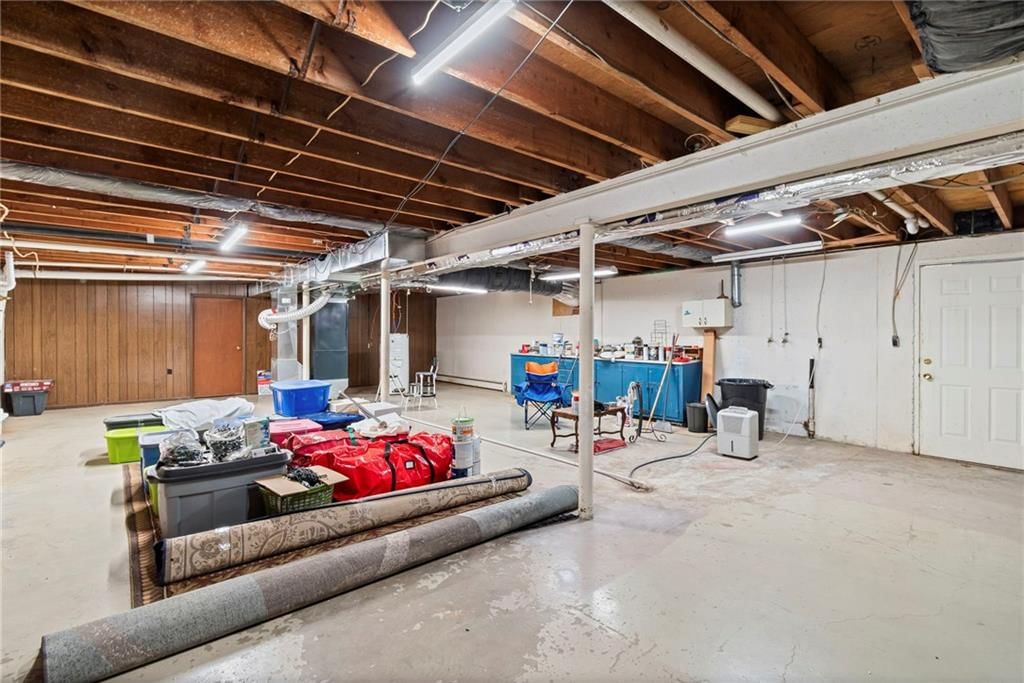 1002 N Jefferson Street — photo 35