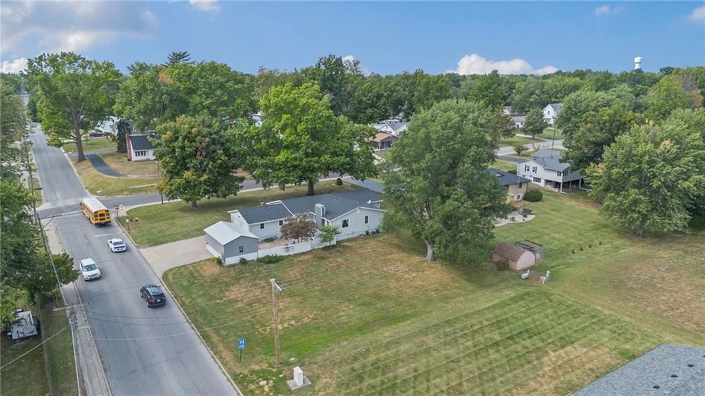 1002 N Jefferson Street — photo 51