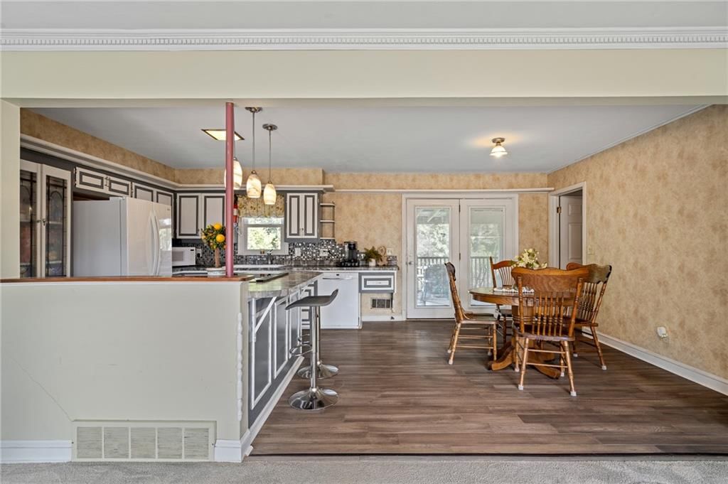 926 Elm Road — photo 11