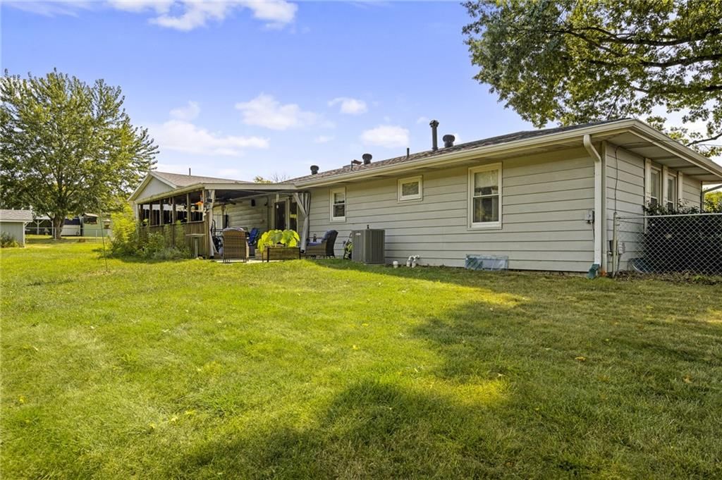 926 Elm Road — photo 36