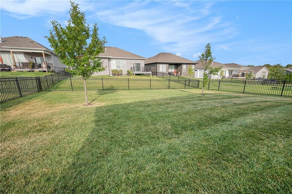 2413 NW Sunnyvale Court — photo 18