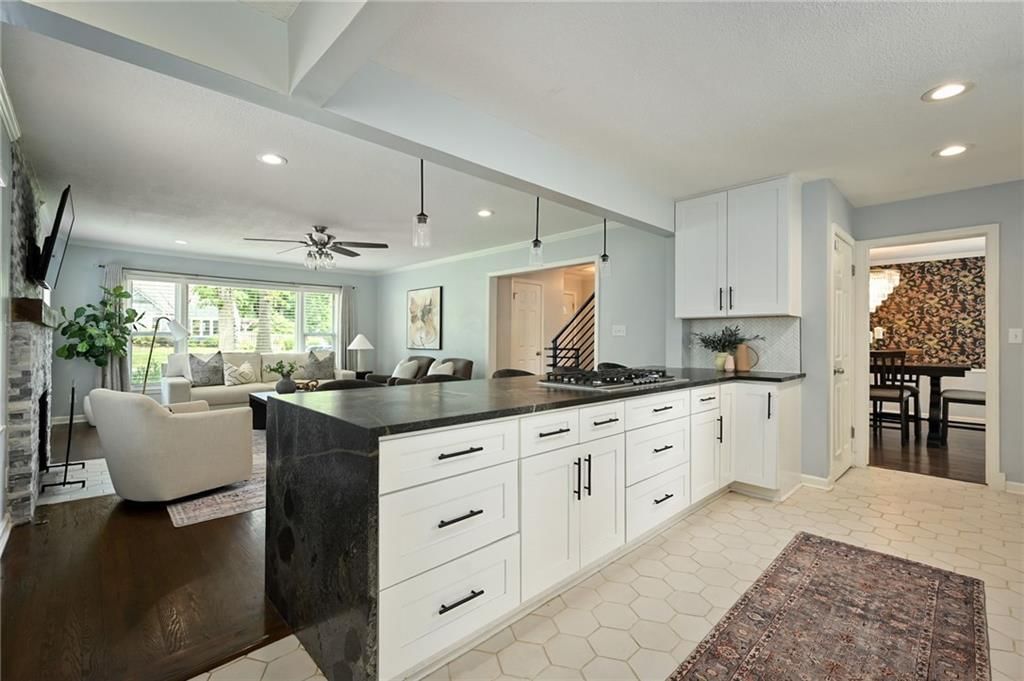 5409 W 69th Terrace — photo 8