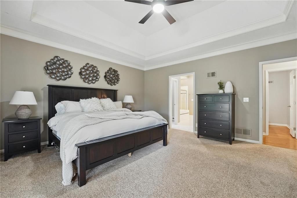 5323 NW 60th Street — photo 28